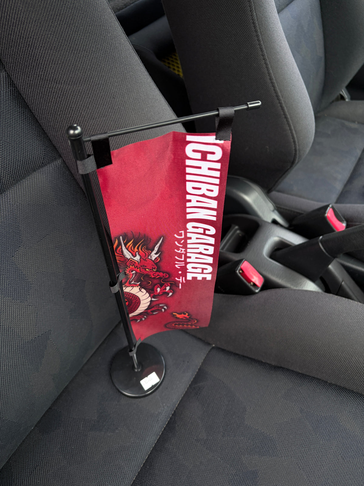 Red Dragon Desk Flag