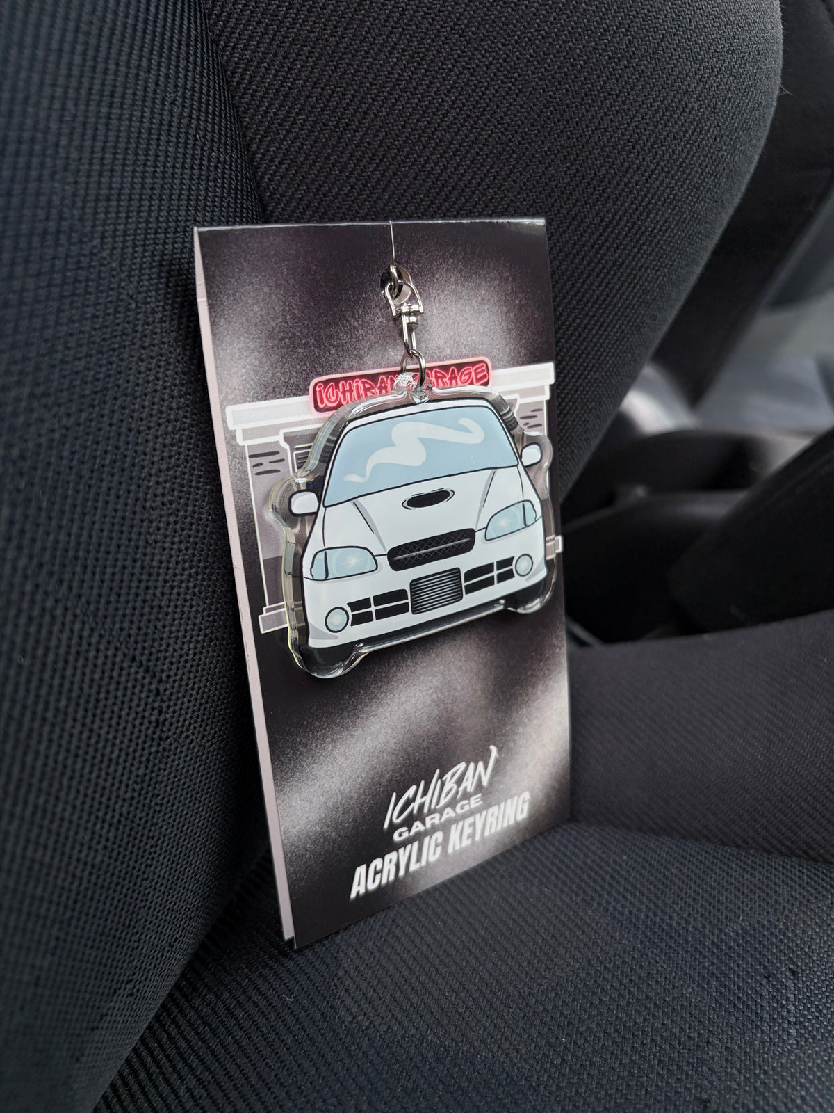 Glanza Car Keychain