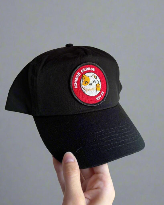 Waving Cat Cap - Black / Sand