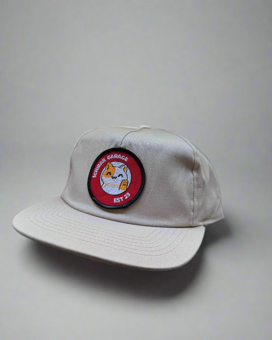 Waving Cat SnapBack - Black / Sand